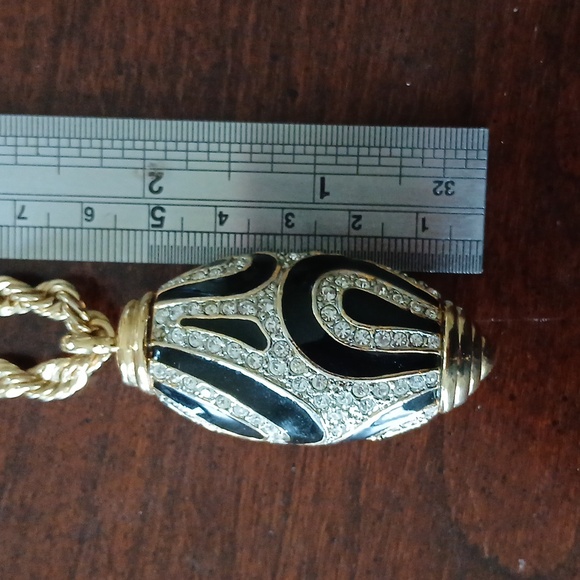 Elegant 14kt Gold Plate Chain With Gold Tone, Black Enamel, Rhinestone Pendant - Picture 3 of 6